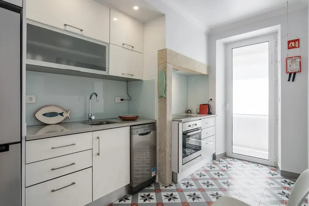 Penha1 · Lisbon's Charming and Bright Apartment