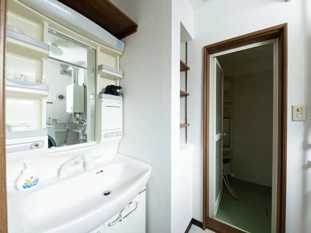HONGO 11 HOTEL