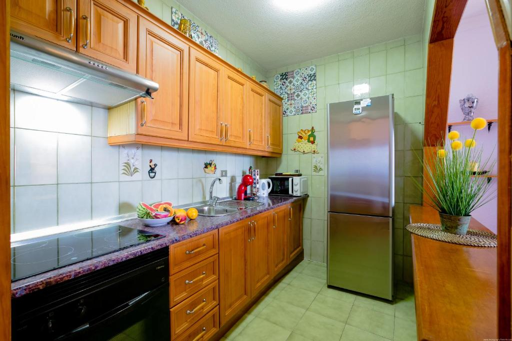 FRONT LiNE OCEAN ViEW 2BeD Wi-Fi YOUR HOLiDAY HOME