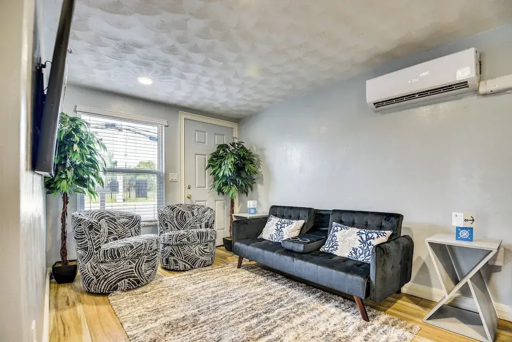 Daytona Beach Vacation Rental Apt - 2 Mi to Beach!