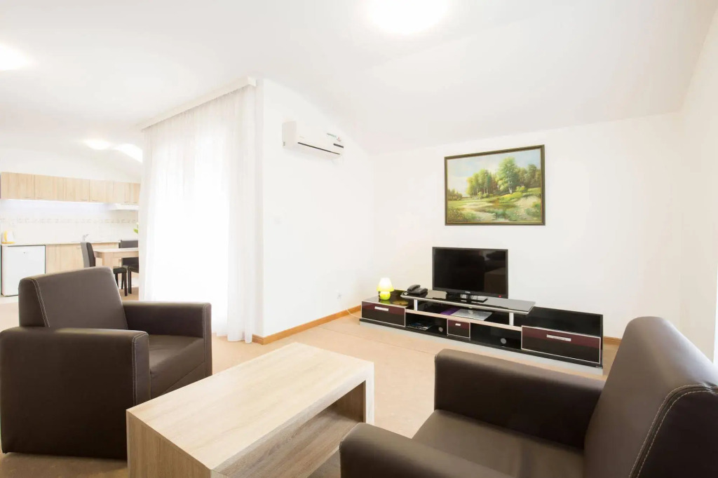 Lala Luxury Suites