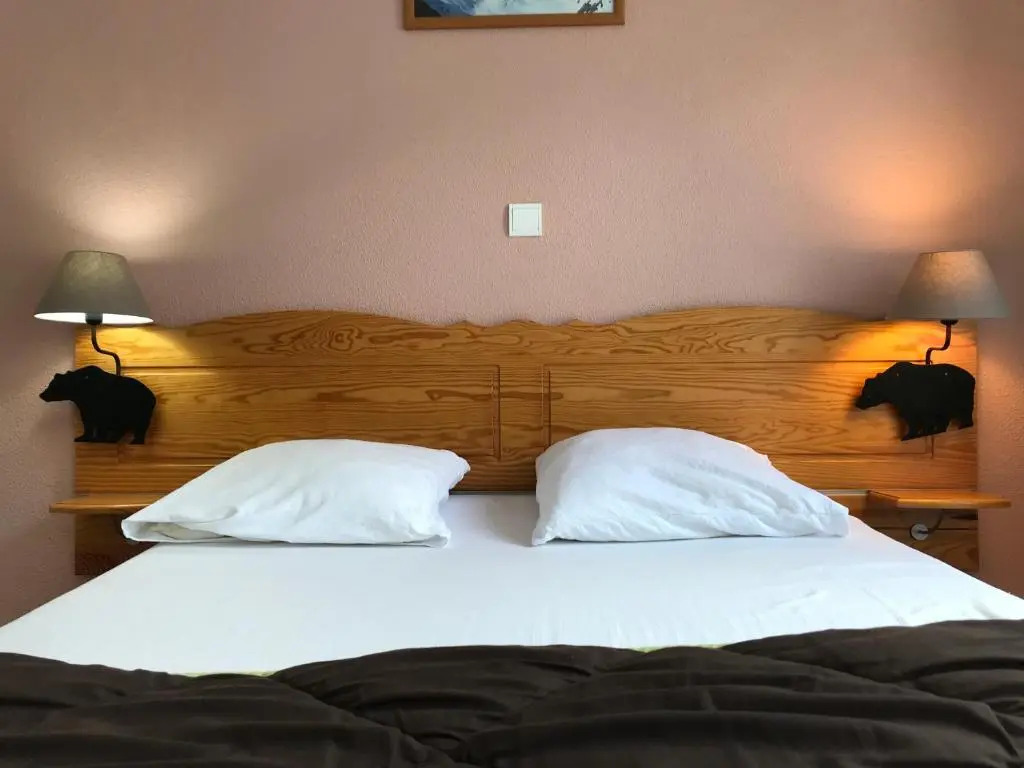 Grand T3 centre Cauterets 6 à 8 pers. WIFI. Balcon