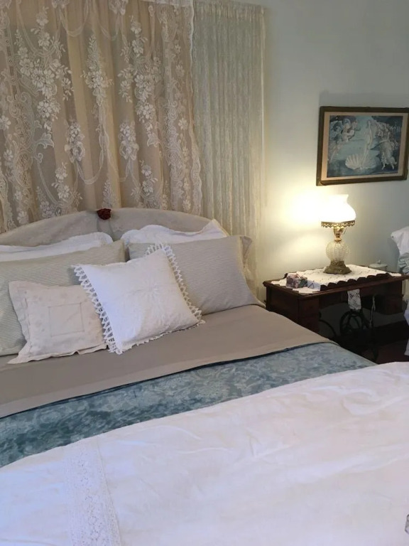 Violet Rose B&B