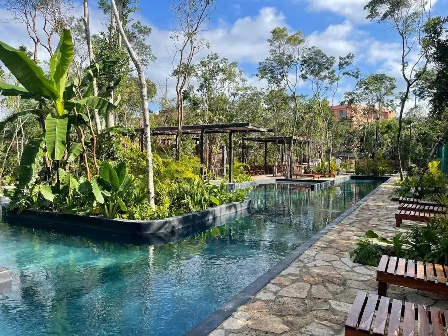 18 Luxury House with pool, 3 BDS,Aldea Savia