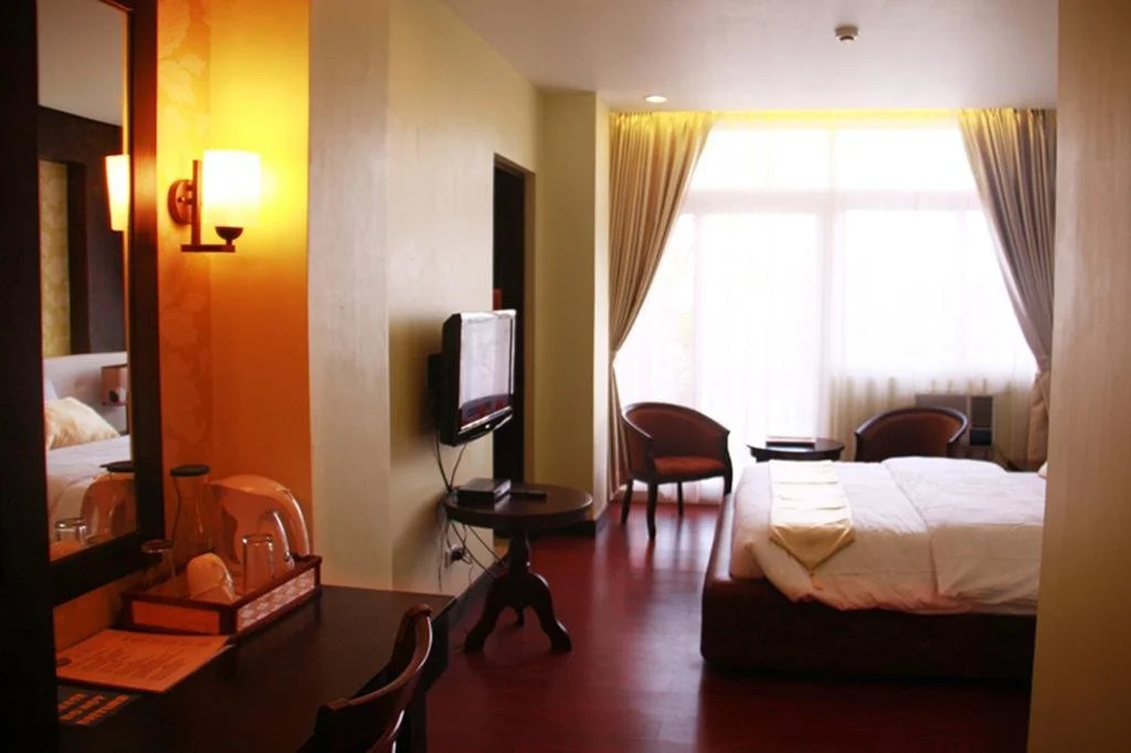 San Remigio Pensionne Suites