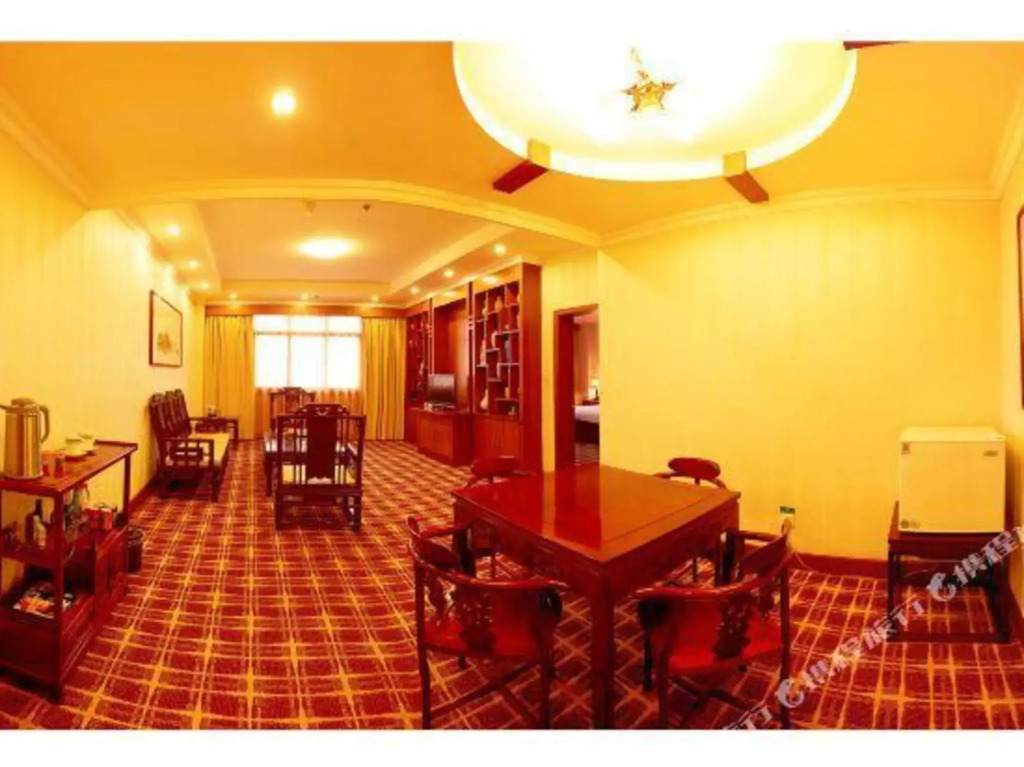 International Academic Exchange Center of Shandong University of Technology Hotel