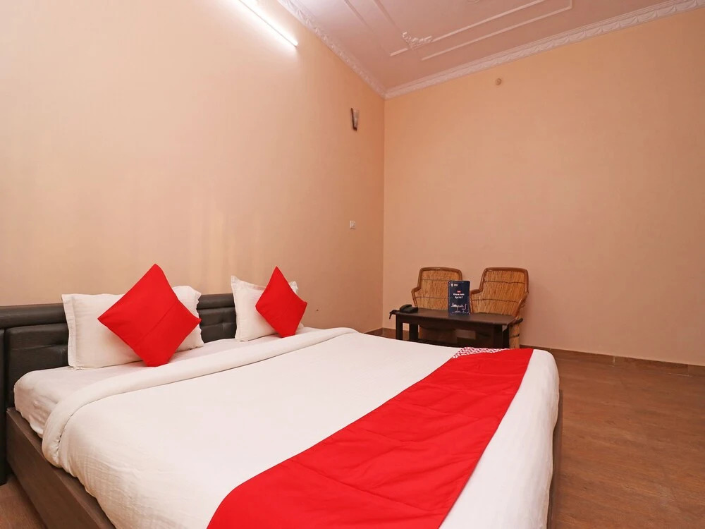OYO 24145 Haveli Amar Niwas