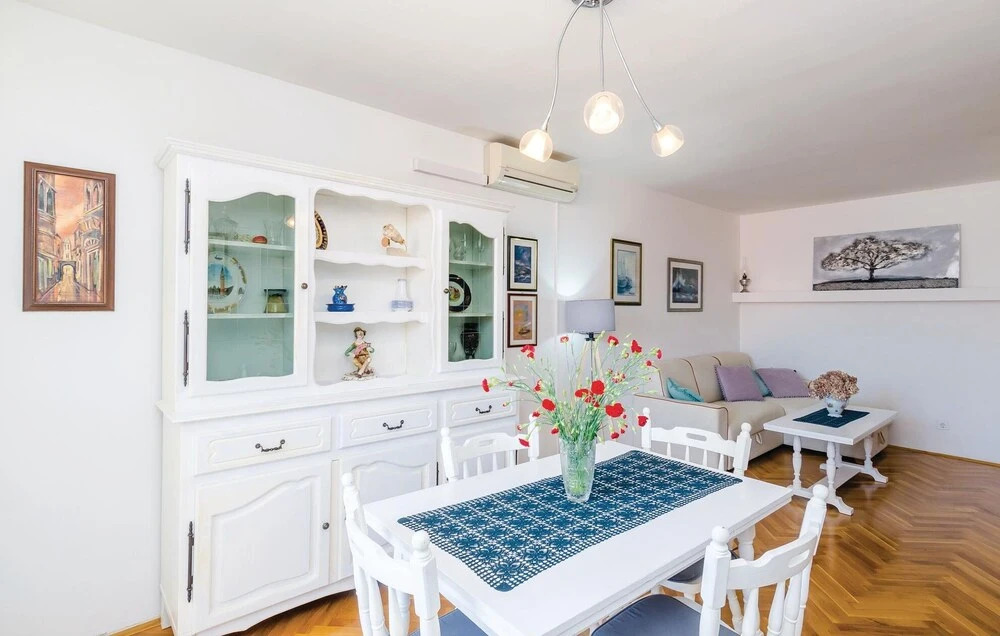 Nice Home in Dubrovnik With Wifi and 2 Bedrooms