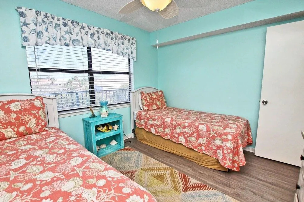 Seascape 102 - 2 Br condo