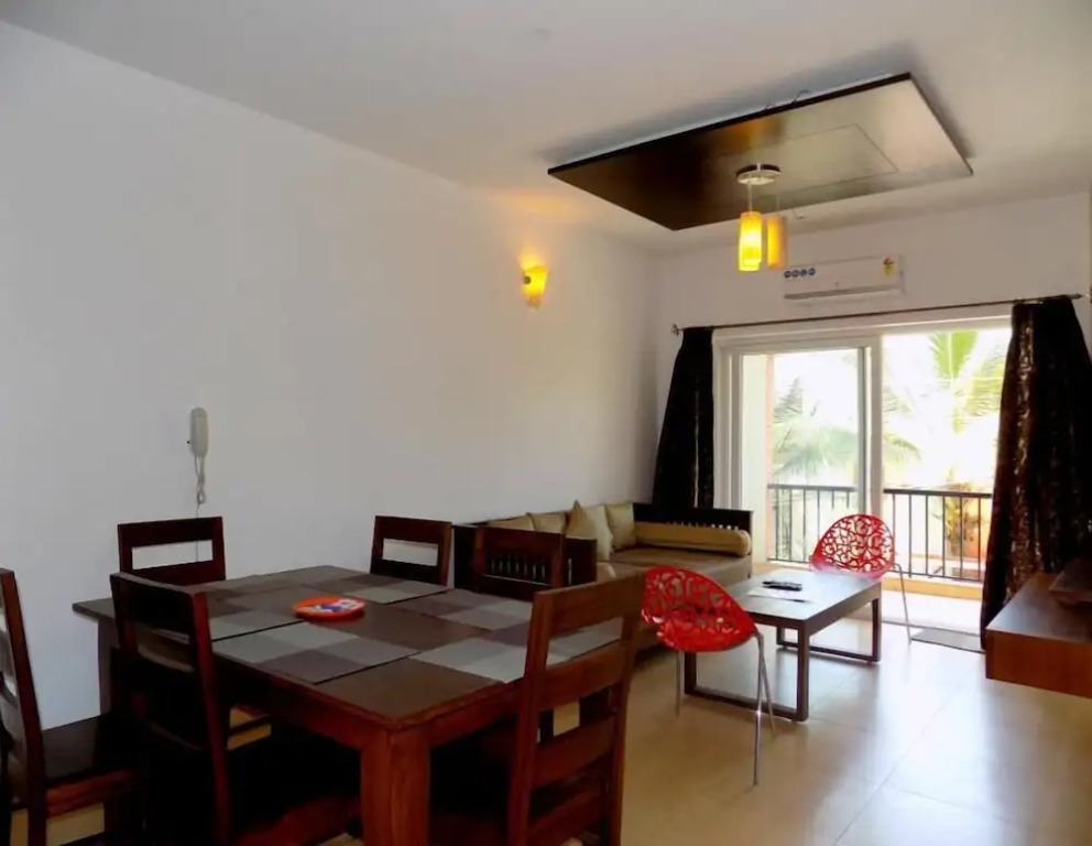 Modern Apartment near Club Cabana- CM035