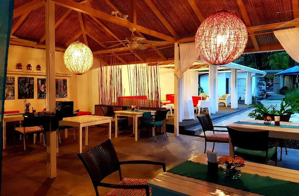 Hotel The Place