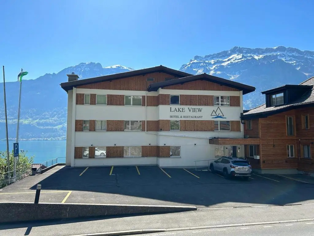 Hotel ORA Lakeview bei Interlaken