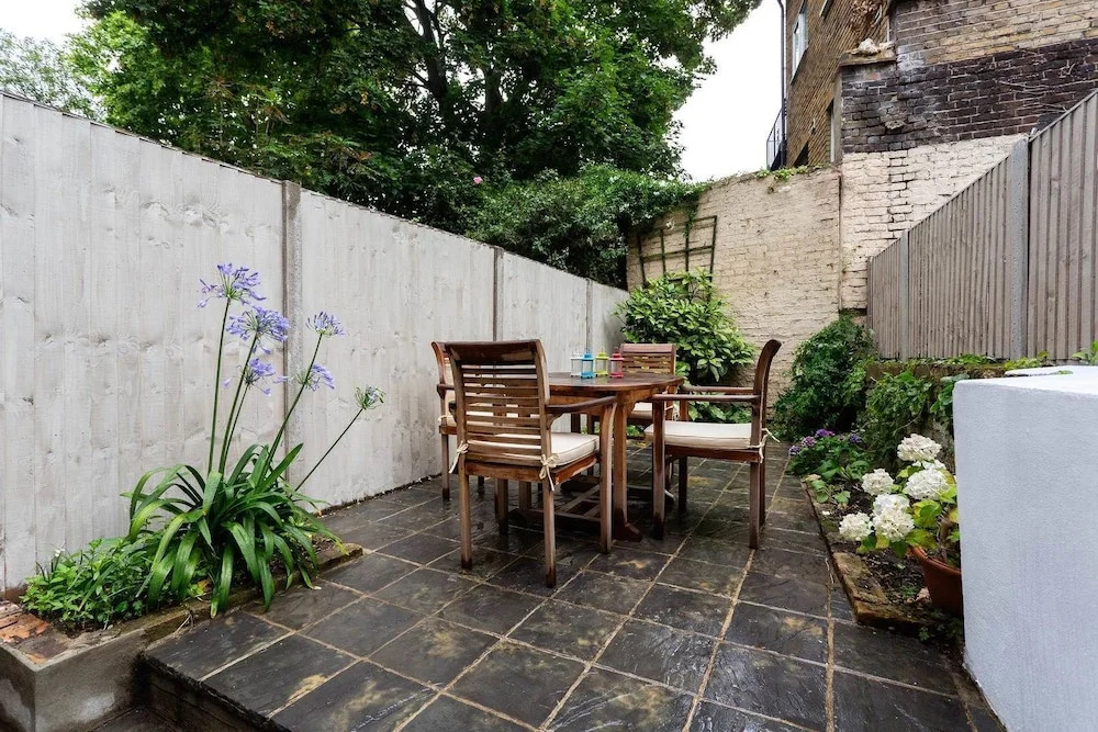 Essex Road Flat