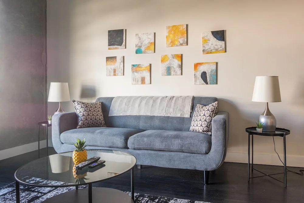 Centrally Located 1 BR and 2 BR Apts with Balcony by Frontdesk