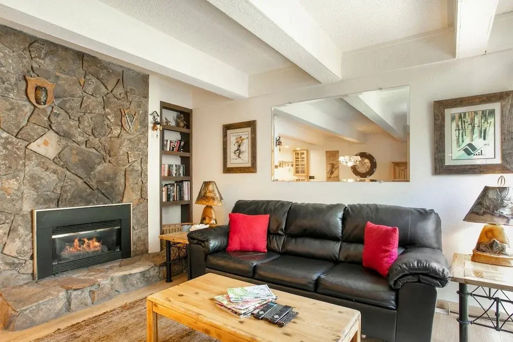311 Vail International - 2 Br Condo