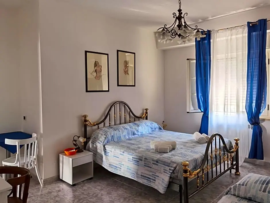 rosy house