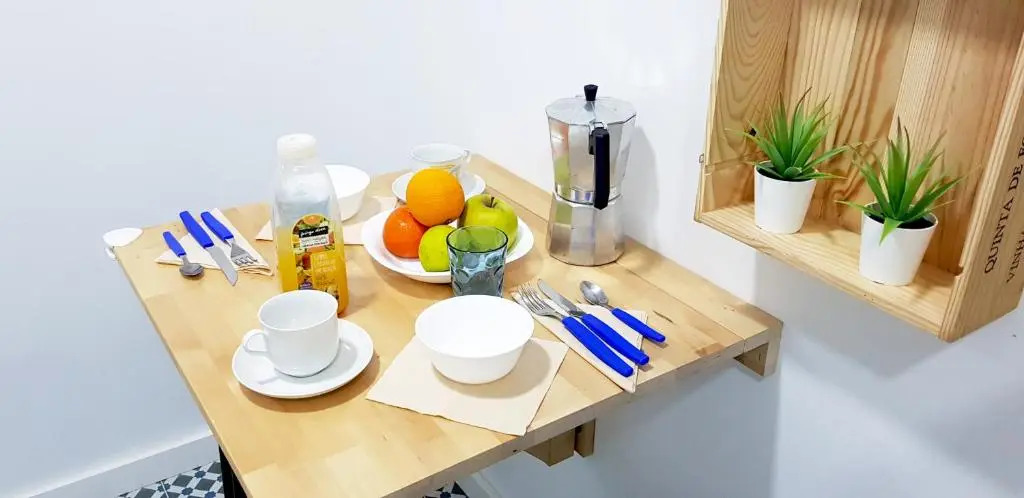 * 5 Star Apartment in Historic District * walk 2 Alfama!