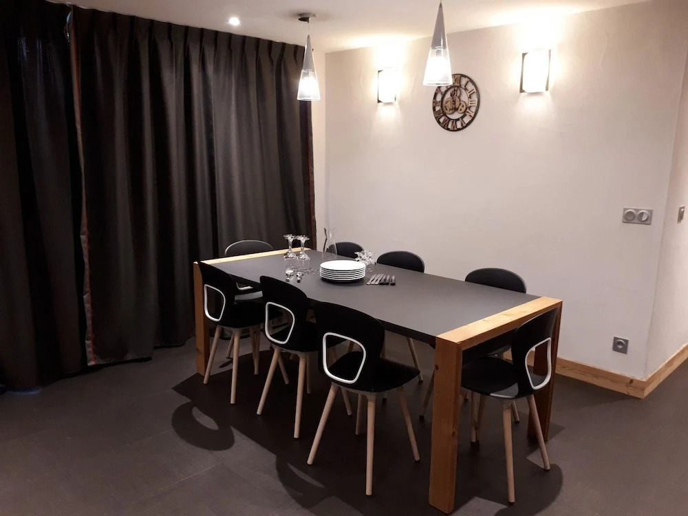 Residence LES Coches Apartment in a Family Resort at the Bottom of the Slopes Bac113