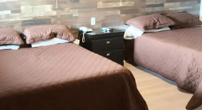 Rose Motel & Cabins