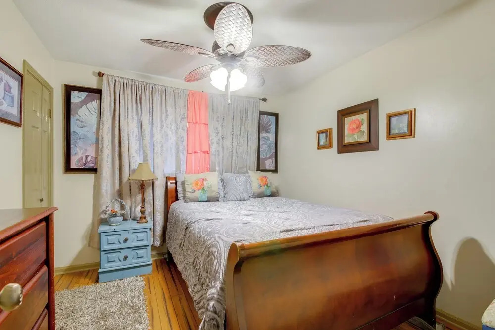 Cozy Corner in Memphis - 4 Miles to Graceland!