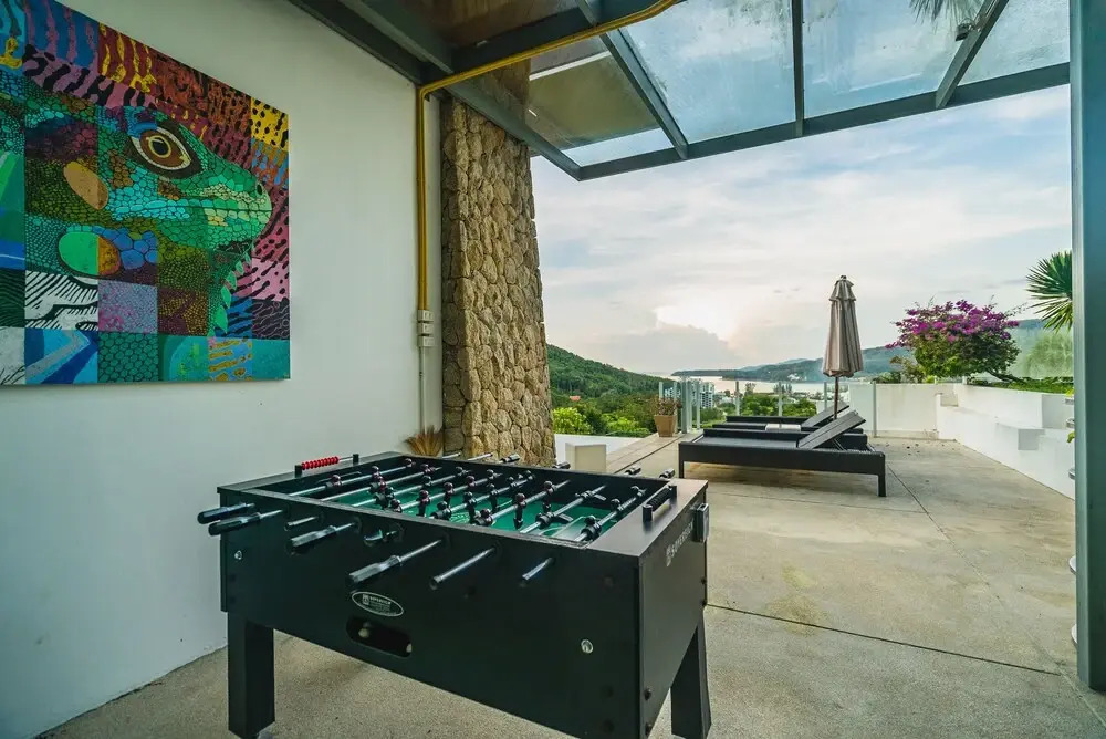 Parinda Villa in Naka Hills