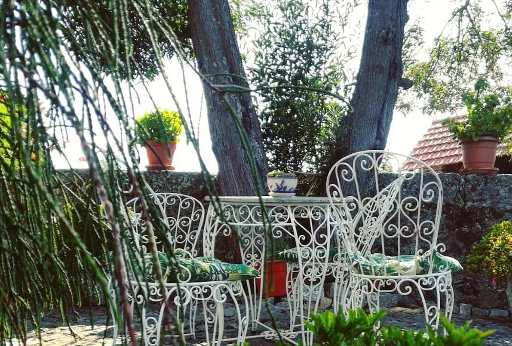 Casa do Fundo - Sustainable & Ecotourism