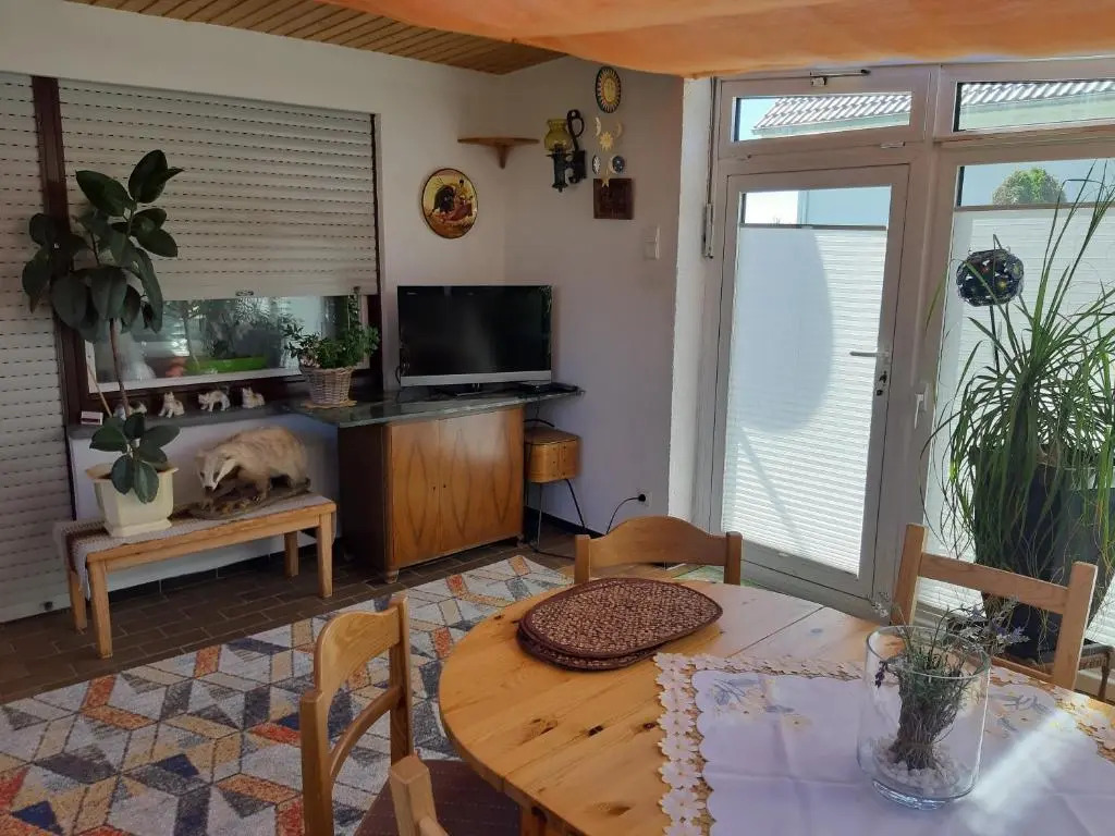 Schöne 80qm Ferienwohnung in ruhiger Lage
