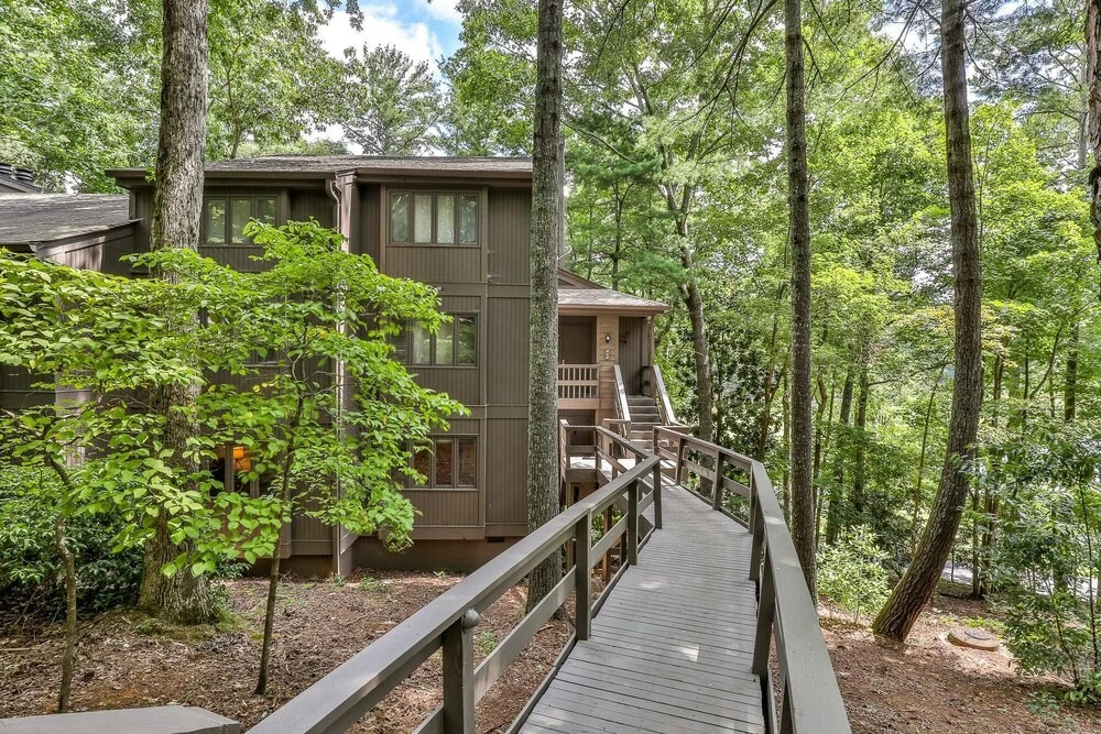 The Retreat at Lake Sconti