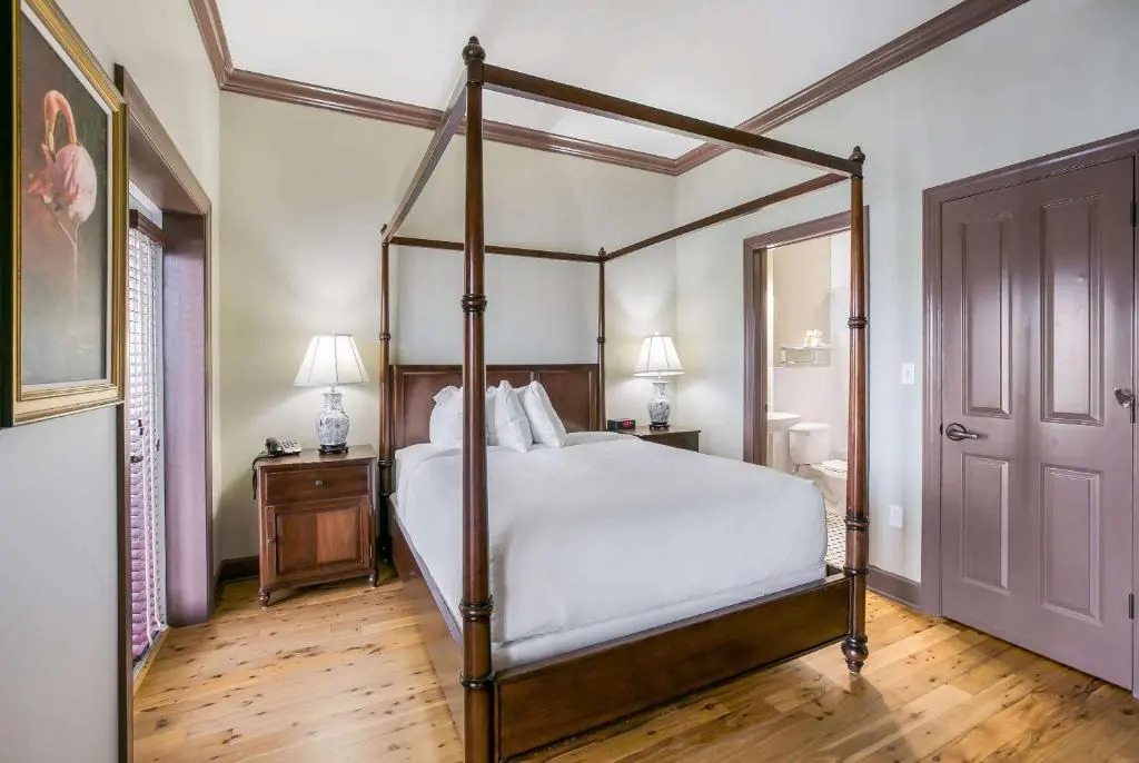 Water Street Hotel & Marina, an Ascend Collection Hotel