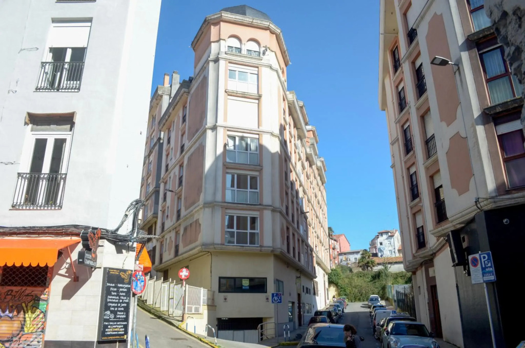 Apartamento céntrico, parking y wifi gratis