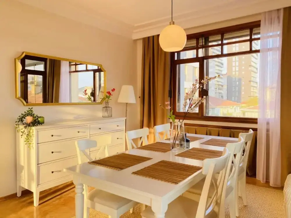 MISSAFIR Spacious Duplex Flat near Bagdat Street