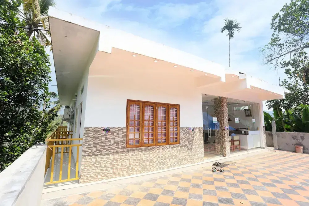 OYO 23561 Mystique Resort