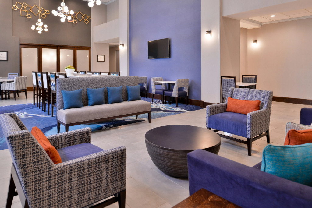 Hampton Inn & Suites Legacy Park-Frisco