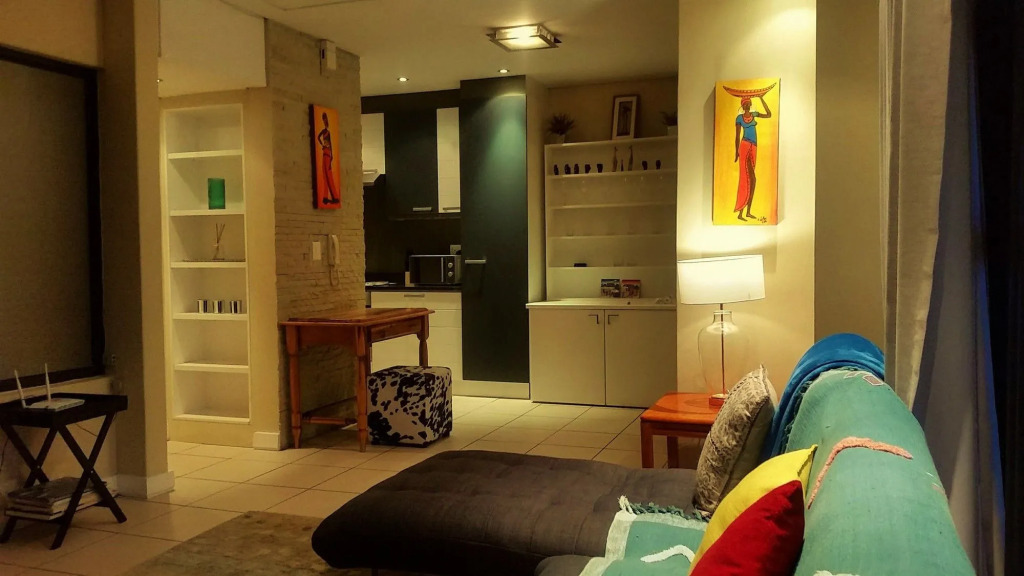 Cape Town Apartment with balcony