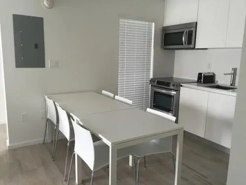 Beach Haus Key Biscayne Contemporary Apartments