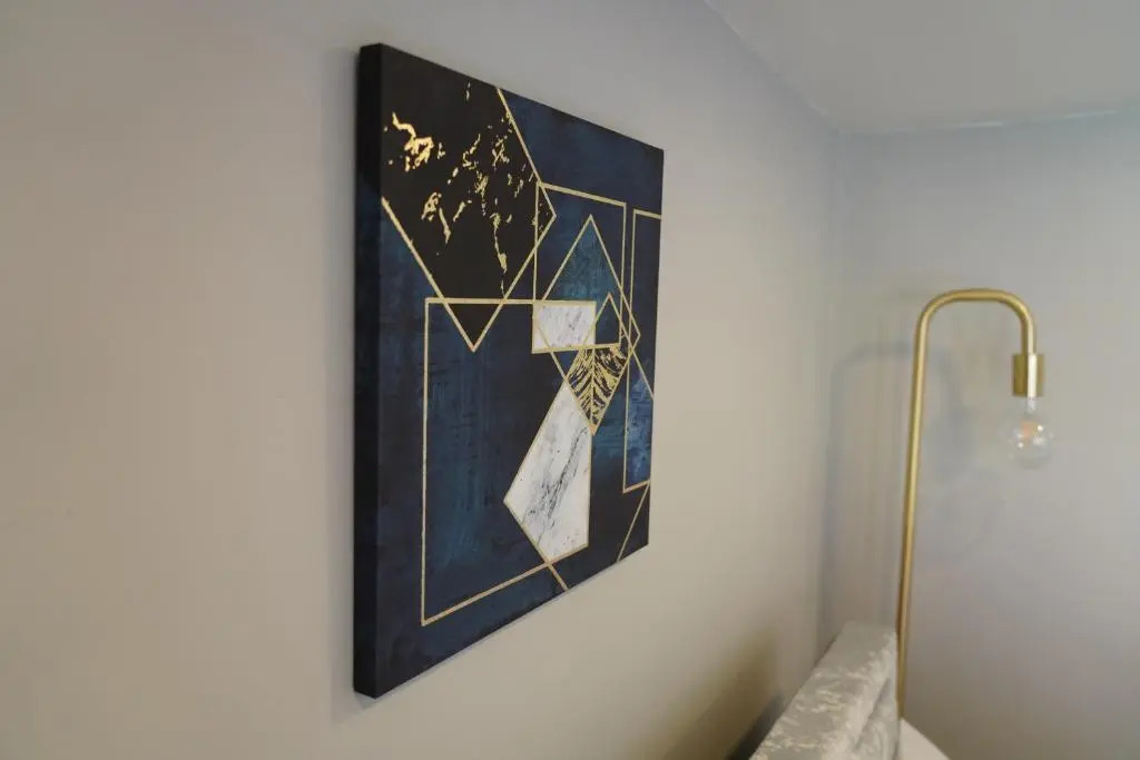 Tiny Home - 1 Bed Luxury Apt