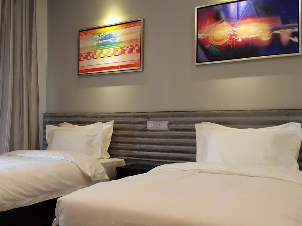 M Design Hotel @ Shamelin Perkasa