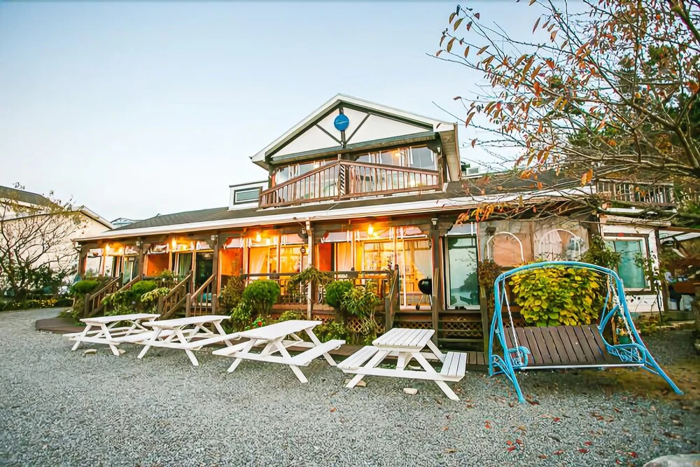 Seosan Sayblue Pension