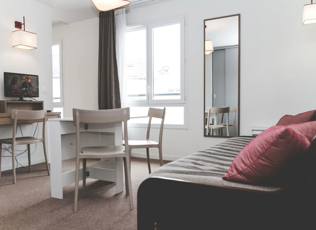 Terres de France - AppartHotel Quimper Bretagne