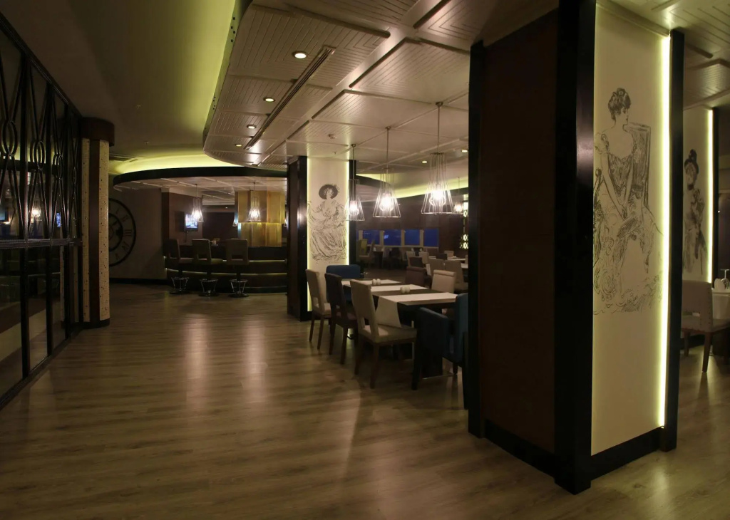 Goldcity Hotel