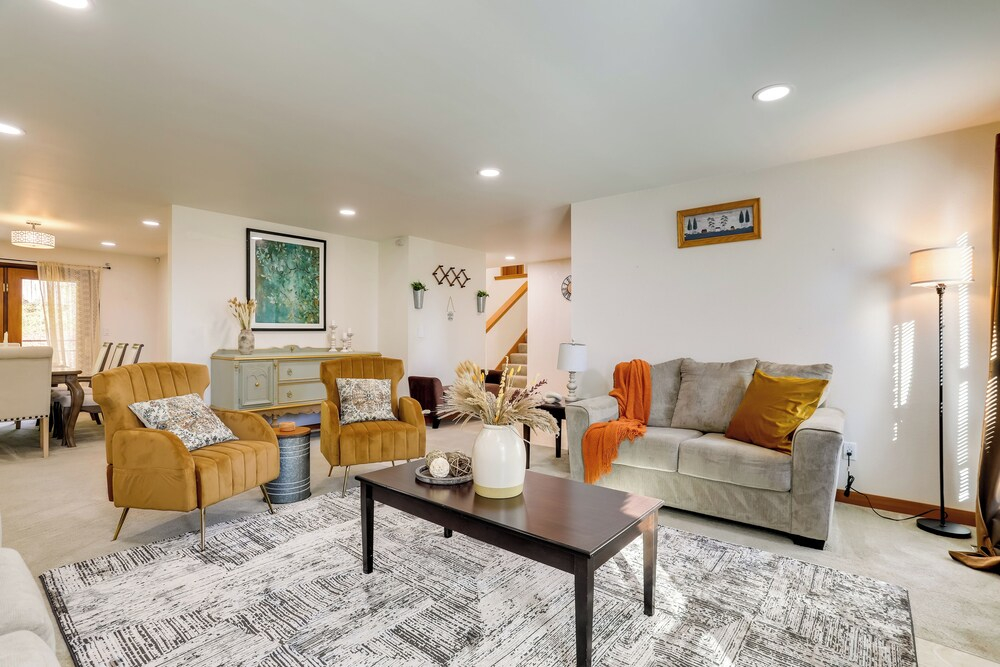 Redmond Vacation Rental ~ 16 Mi to Seattle!