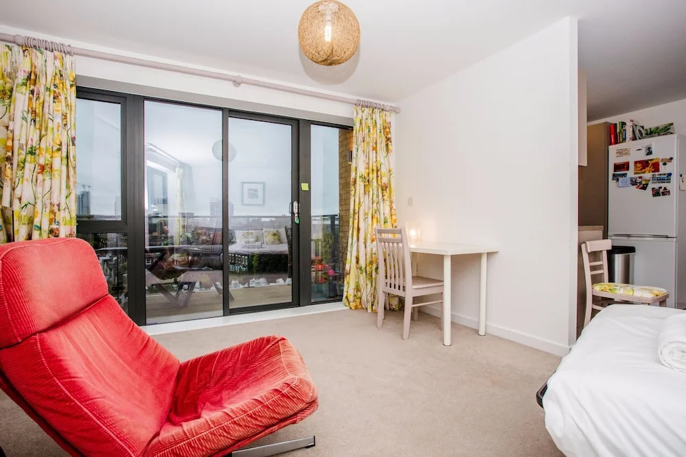2 Bedroom Flat in West London
