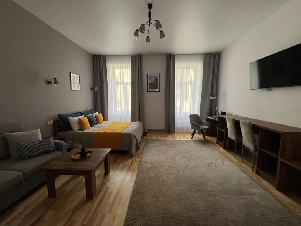 Fiesta Apartment on Franka 2BR-6P
