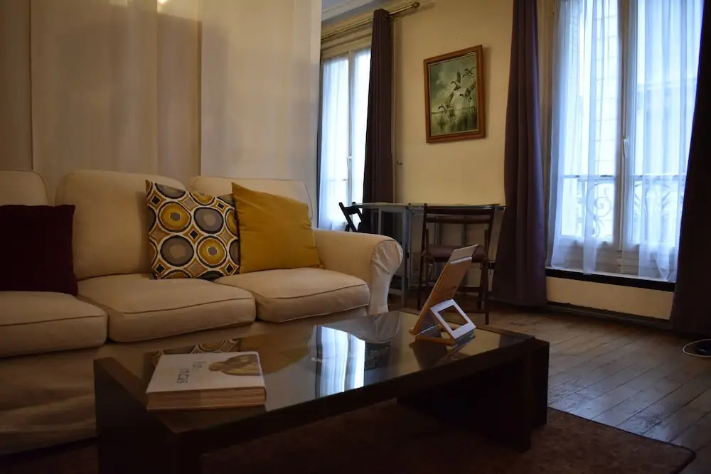 1 Bedroom Apartment In 16Th Arrondissement