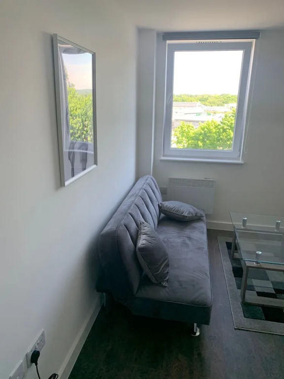 Top Floor - Serviced Apartments