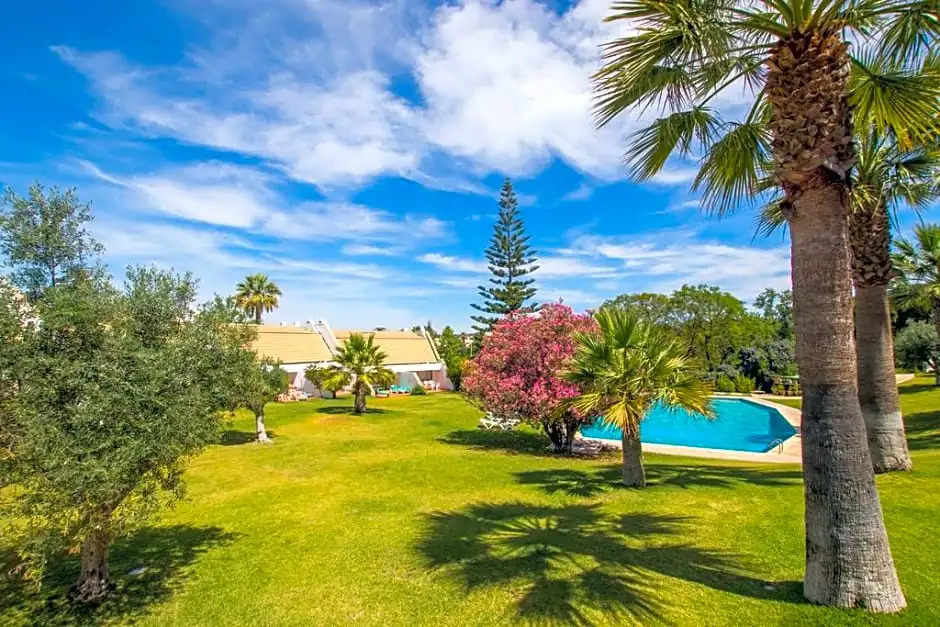 Capitalmoura Mouragolf Village