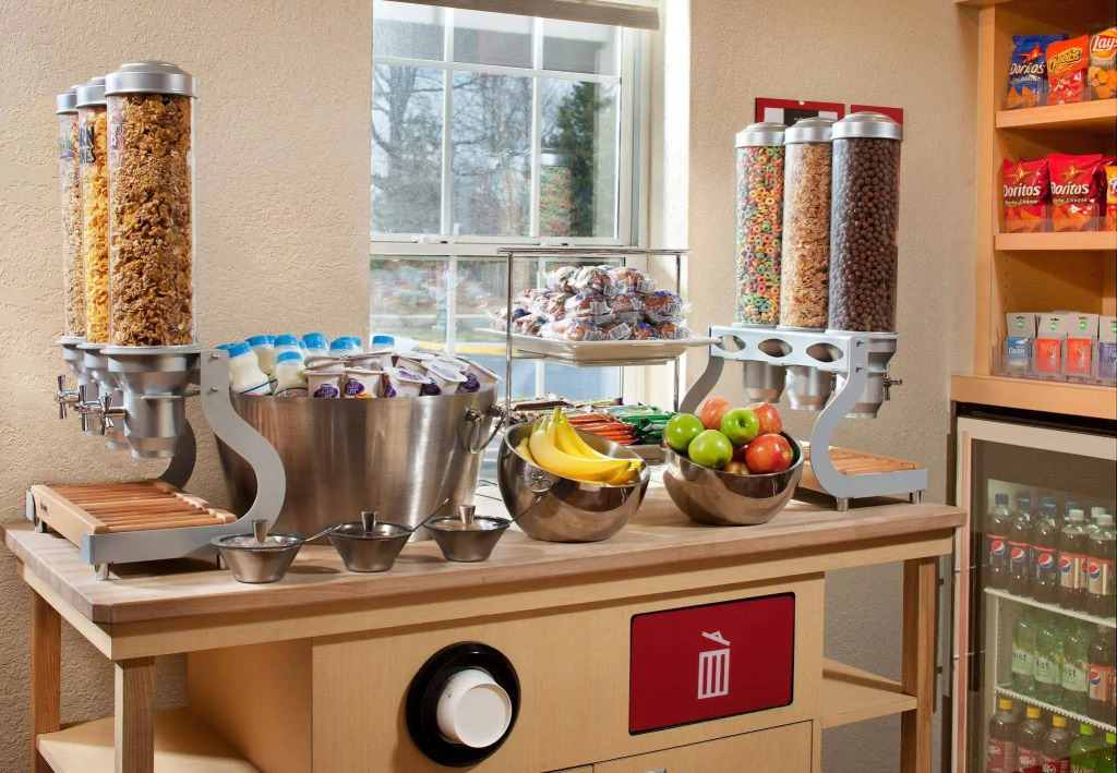 Sonesta Simply Suites Falls Church