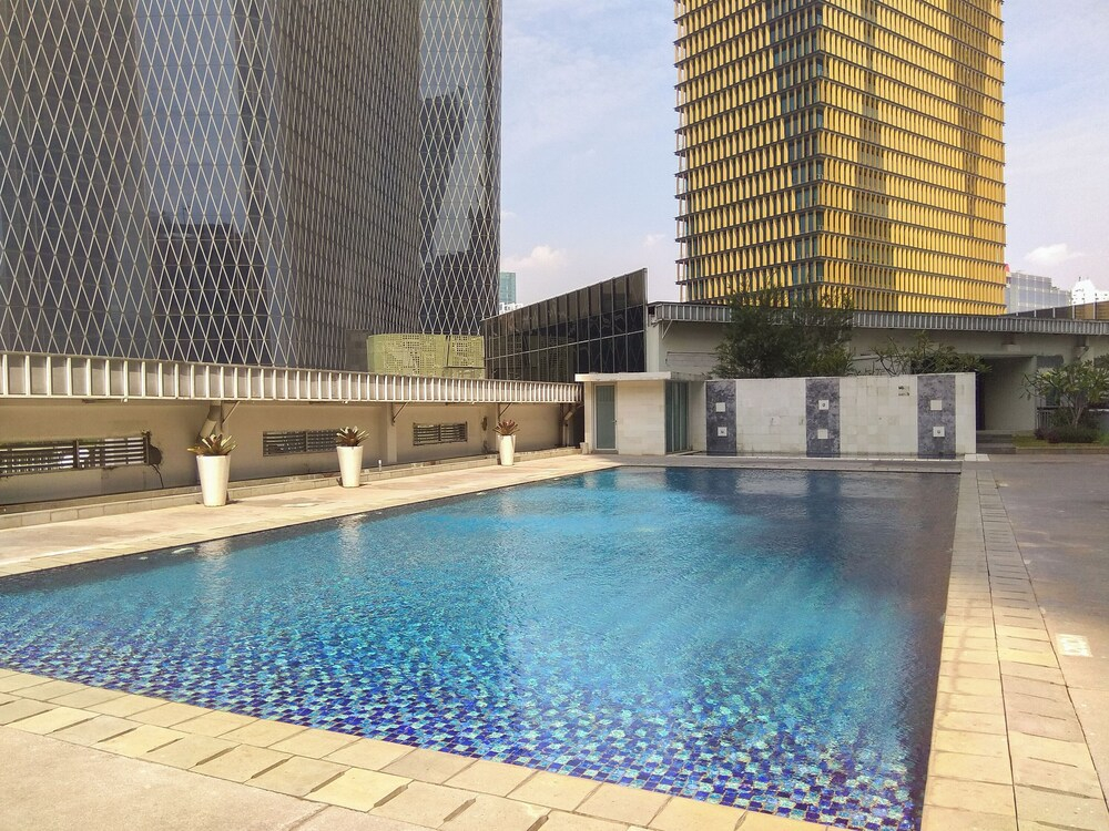 Elegant and Comfortable 2BR Apartment Empyreal Epicentrum Kuningan