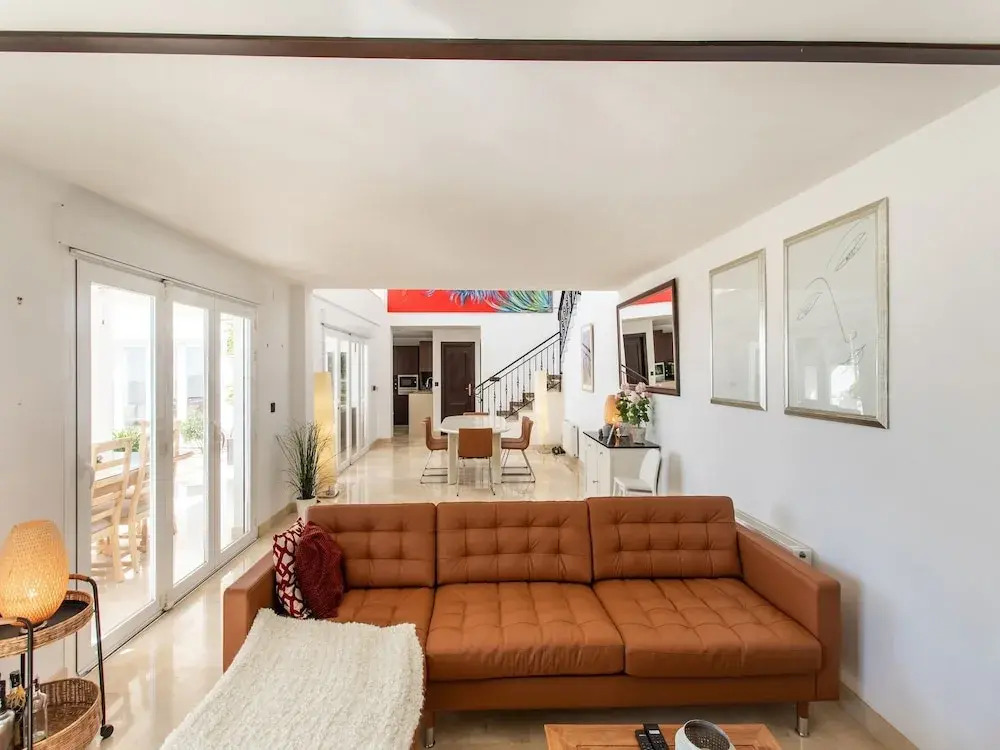 Villa in Granada with Sea Views & Pool