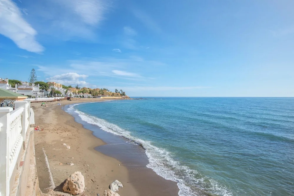 Apartment with 3 Bedrooms in Mijas, with Shared Pool, Balcony And Wifi - 100 M From the Beach